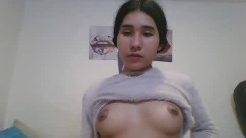 Snapshot of charlotte2852 chatting on December 28, 9:40 pm karinaa independent model online show from December 28, 9:40 pm