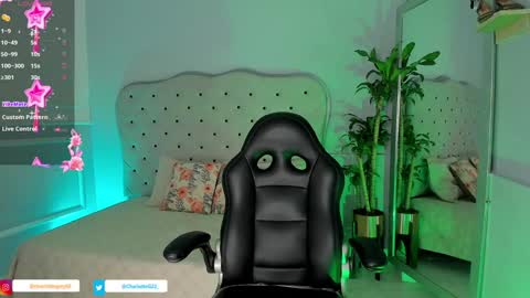 Snapshot of charlotte__grey chatting on January 20, 7:57 pm charlotte grey online show from January 20, 7:57 pm