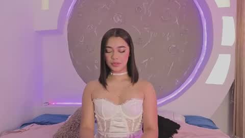Charlote online show from April 25, 2:47 am