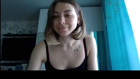 charming__chick online show from June 7, 10:22 am