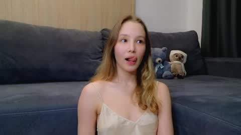 Eva online show from April 28, 2:54 pm