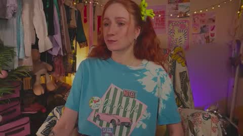 Lissa online show from November 14, 3:01 pm