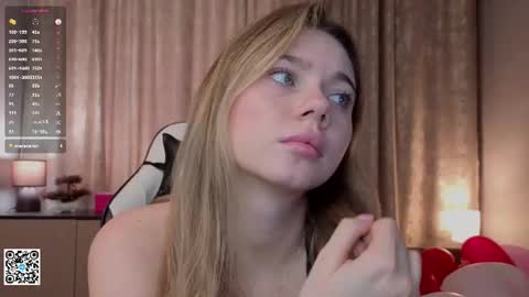 Emilia online show from June 14, 4:24 am