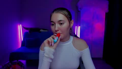 Snapshot of chatur_lady_ chatting on January 6, 2:36 pm Betty online show from January 6, 2:36 pm