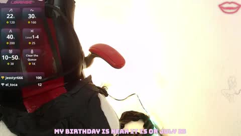 CHAYLA VICTORIA RUIZ  online show from July 15, 10:31 am