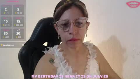 CHAYLA VICTORIA RUIZ  online show from July 19, 10:17 am