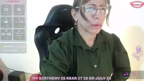 CHAYLA VICTORIA RUIZ  online show from July 17, 10:52 am