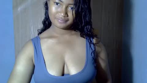 Snapshot of chechick_sahu chatting on September 16, 6:54 am Angel online show from September 16, 6:54 am
