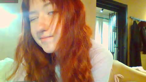 Snapshot of cherrrylips666000 chatting on January 16, 8:22 am ur cherry online show from January 16, 8:22 am