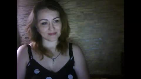 cherry04383 online show from April 15, 2:34 am