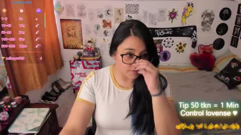 cherry_blushh online show from March 6, 10:27 pm