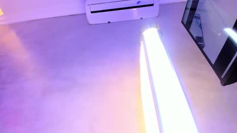 C H E R R Y  online show from January 16, 11:50 am