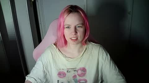 cherrybaby_0 online show from April 30, 10:14 pm