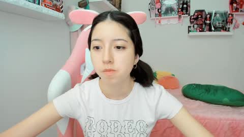 Snapshot of cherrymafer666 chatting on December 23, 10:12 pm cherrycute666 online show from December 23, 10:12 pm