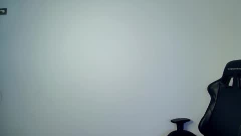 Chibby Chan online show from January 17, 3:25 am