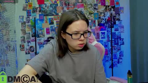 Snapshot of chio_mio chatting on October 3, 2:49 am chio_mio online show from October 3, 2:49 am