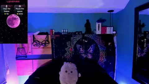 Chloeallennn  online show from June 5, 11:27 am