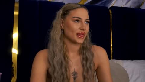 Chloe GraceeX online show from January 10, 2:05 am