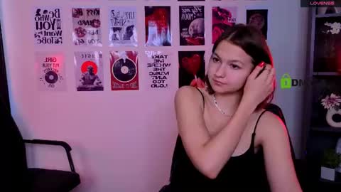 chloe_ley online show from July 13, 1:12 pm