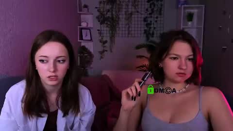 chloe_ley online show from June 15, 11:27 pm