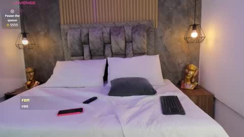 chloe_love__ online show from February 17, 2:16 pm