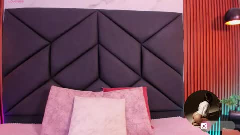 Snapshot of chloe_morgans chatting on October 9, 11:58 am chloe online show from October 9, 11:58 am