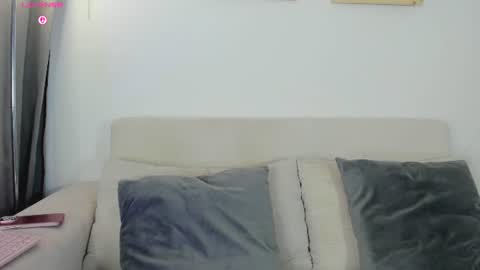 chloe online show from June 14, 8:58 am