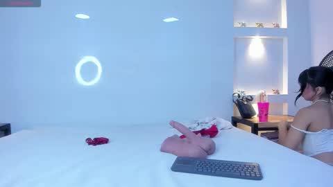  CHLOE  online show from November 24, 6:43 pm