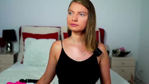 Chloe online show from July 16, 4:39 am