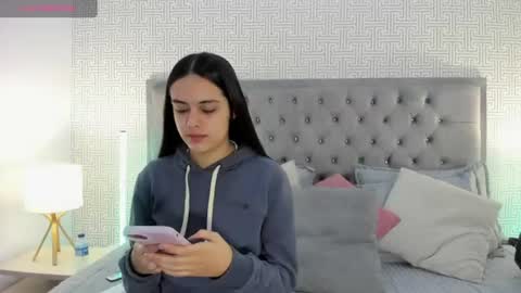  Chloe Harper  online show from June 17, 11:33 am