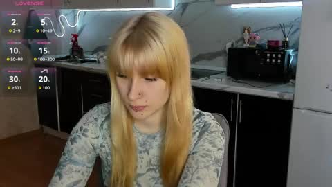choco_meowx online show from March 24, 10:53 am