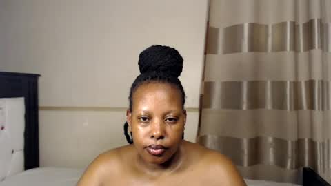 chocolatabig online show from June 15, 3:01 pm