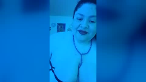 chris11223344555 online show from July 25, 11:34 pm
