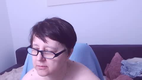 Christa online show from March 9, 2:15 am