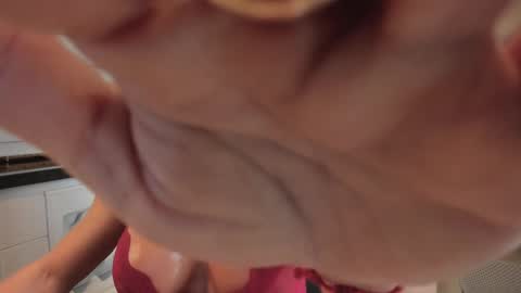 Christiekroes online show from October 6, 4:45 pm