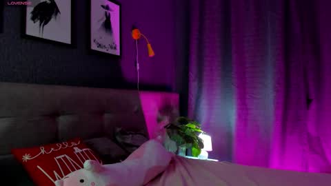 hristy3 online show from January 13, 1:11 am