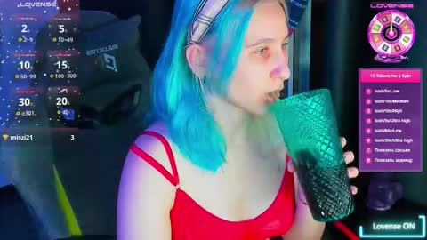 christyw3b online show from November 7, 5:40 pm