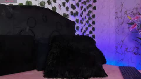 Christal Golden online show from June 20, 9:18 pm