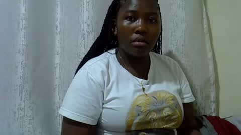 DivaDee online show from May 3, 5:38 pm