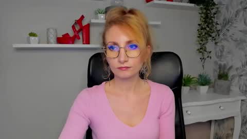 Cinderella online show from March 4, 7:26 am