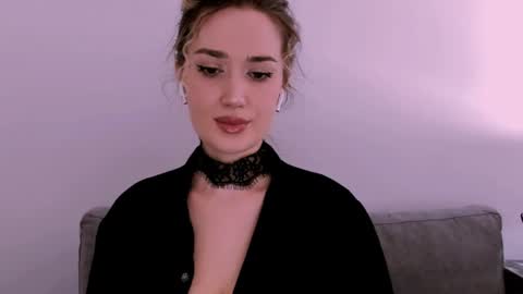 cindyprettywomen online show from June 24, 4:50 pm