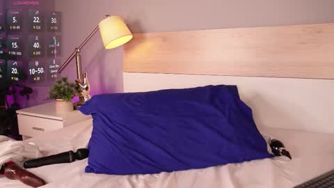 Amber online show from February 23, 1:43 pm