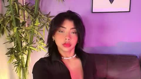 cinnamon_kyla online show from September 12, 6:15 pm