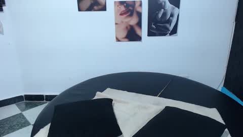 Cinthya online show from November 6, 6:36 pm