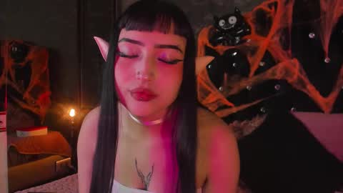 Cintya online show from October 30, 7:59 pm