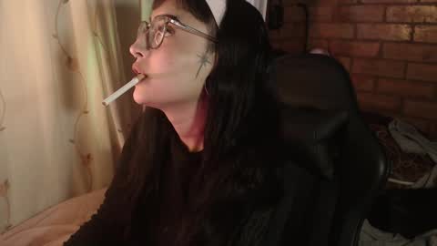 Cintya online show from April 7, 10:45 pm