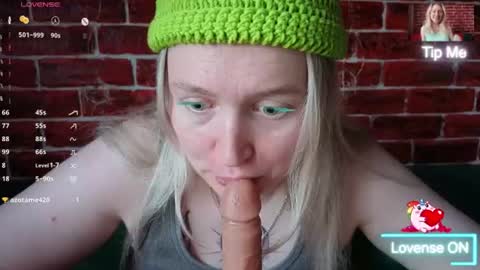 citrusblissss online show from June 16, 1:01 pm