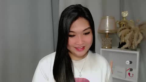 CLAIRE online show from May 2, 5:44 am