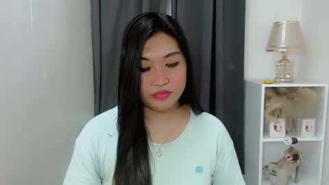 CLAIRE online show from February 25, 5:39 am