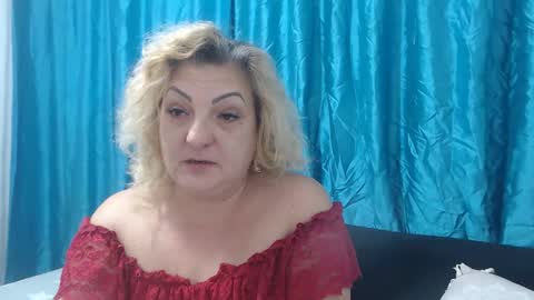 Snapshot of clarabbw77 chatting on October 21, 10:58 pm Clara online show from October 21, 10:58 pm